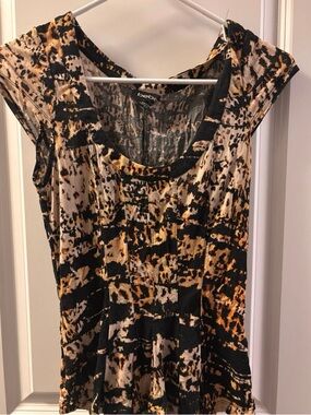 bebe Animal-Print Cap Sleeve Top in Black, Tan & Cream